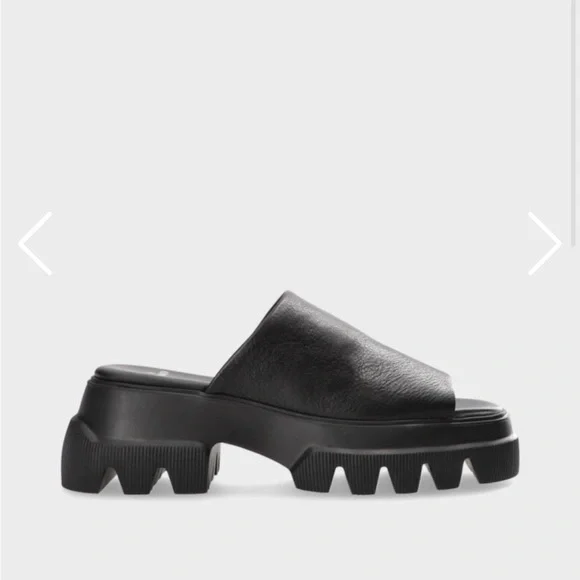 Copenhagen Studios | Black CPH231 vitello leather chunky platform slides sandals - Picture 2 of 10